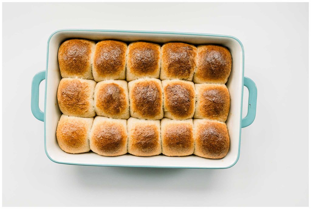 Sourdough Dinner Rolls